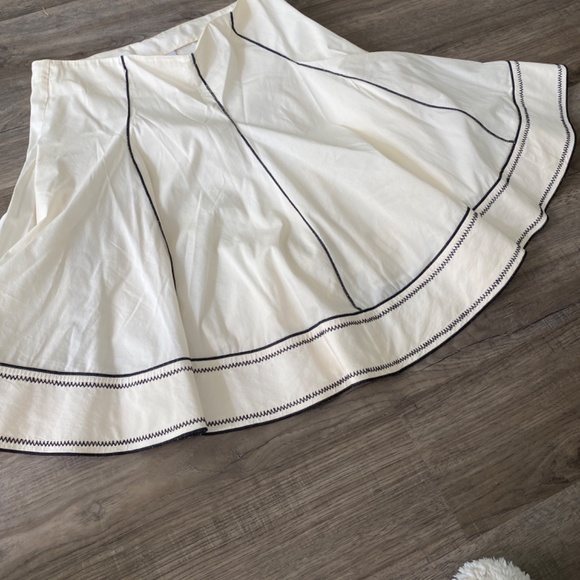 flirty summer skirt - Picture 2 of 3